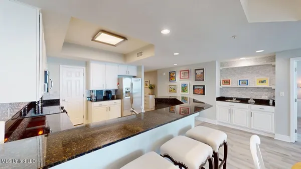 $475,000 | 2668 Beach Boulevard, Unit 704, Biloxi, MS 39531