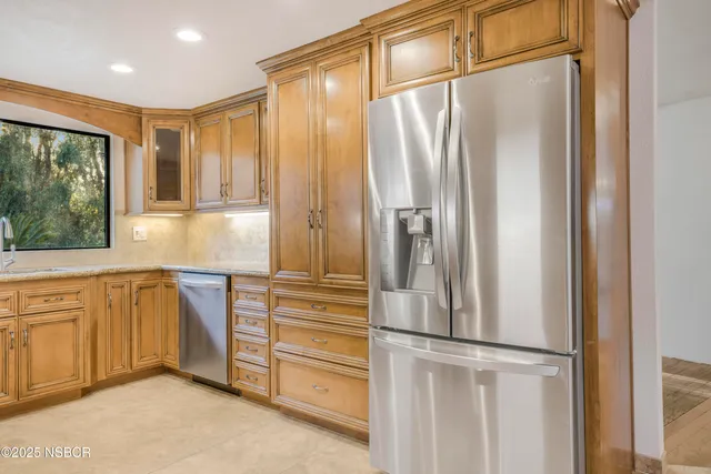 $775,000 | 800 Clemens Way, Lompoc, CA 93436