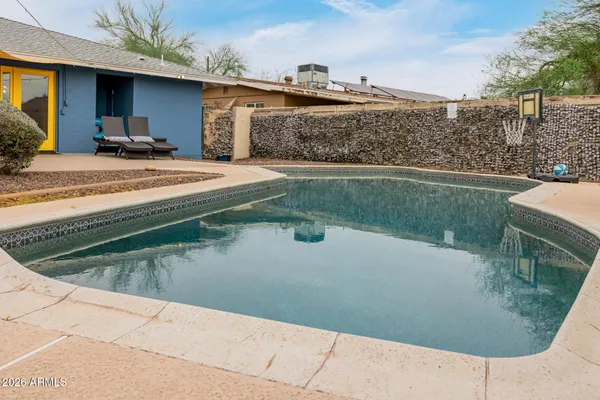 $479,000 | 2145 West Indianola Avenue, Phoenix, AZ 85015