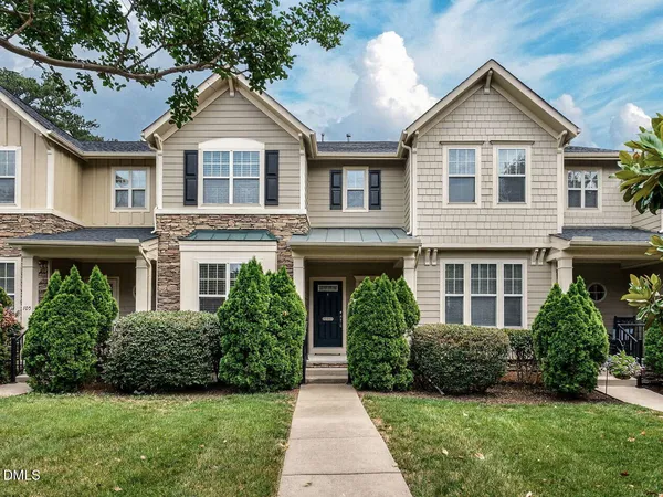 $449,000 | 107 Haybarn Court, Apex, NC 27502