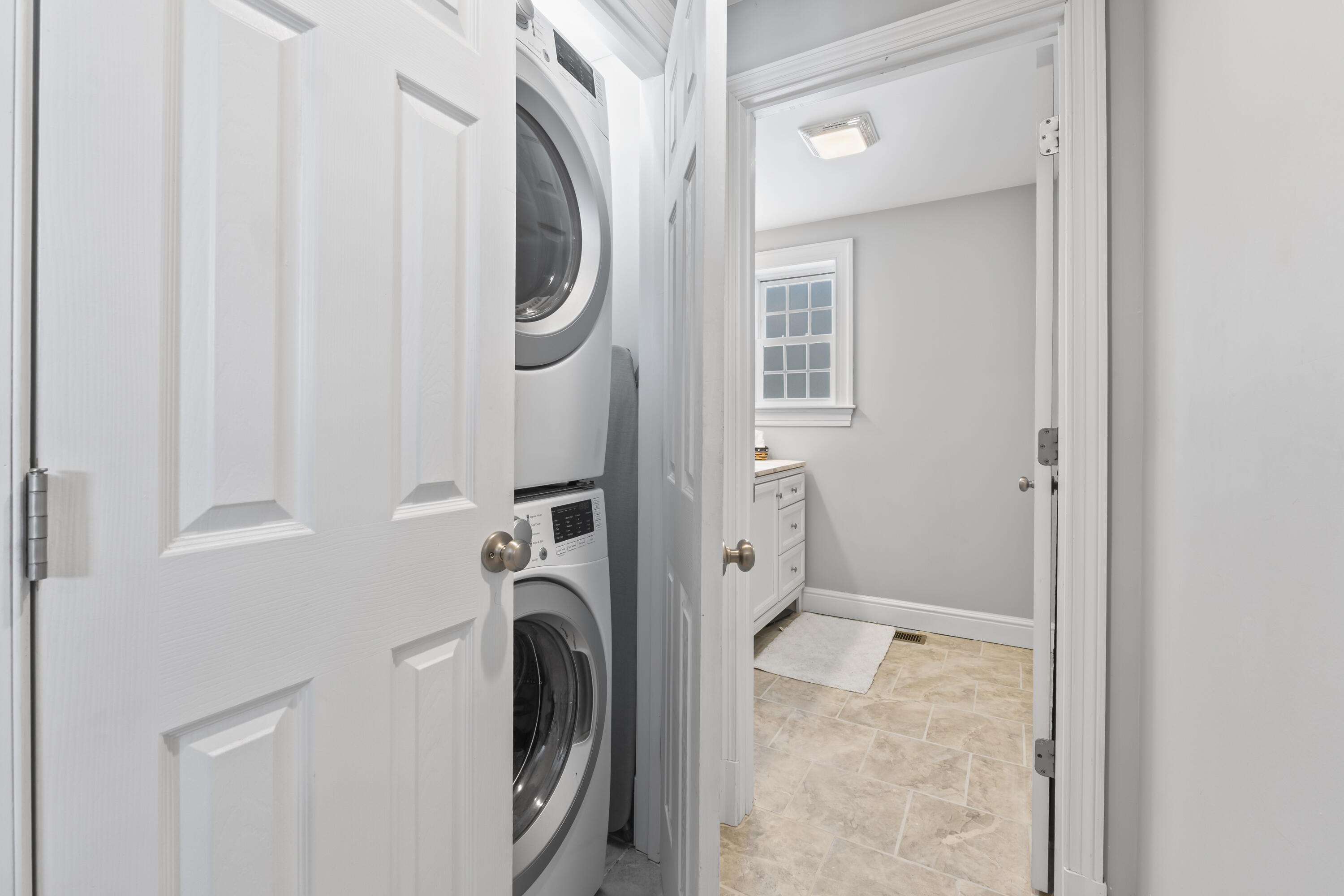 102 Fogg Road Scarborough, ME 04074 - Photo 14 of 50 102 Fogg Rd0132