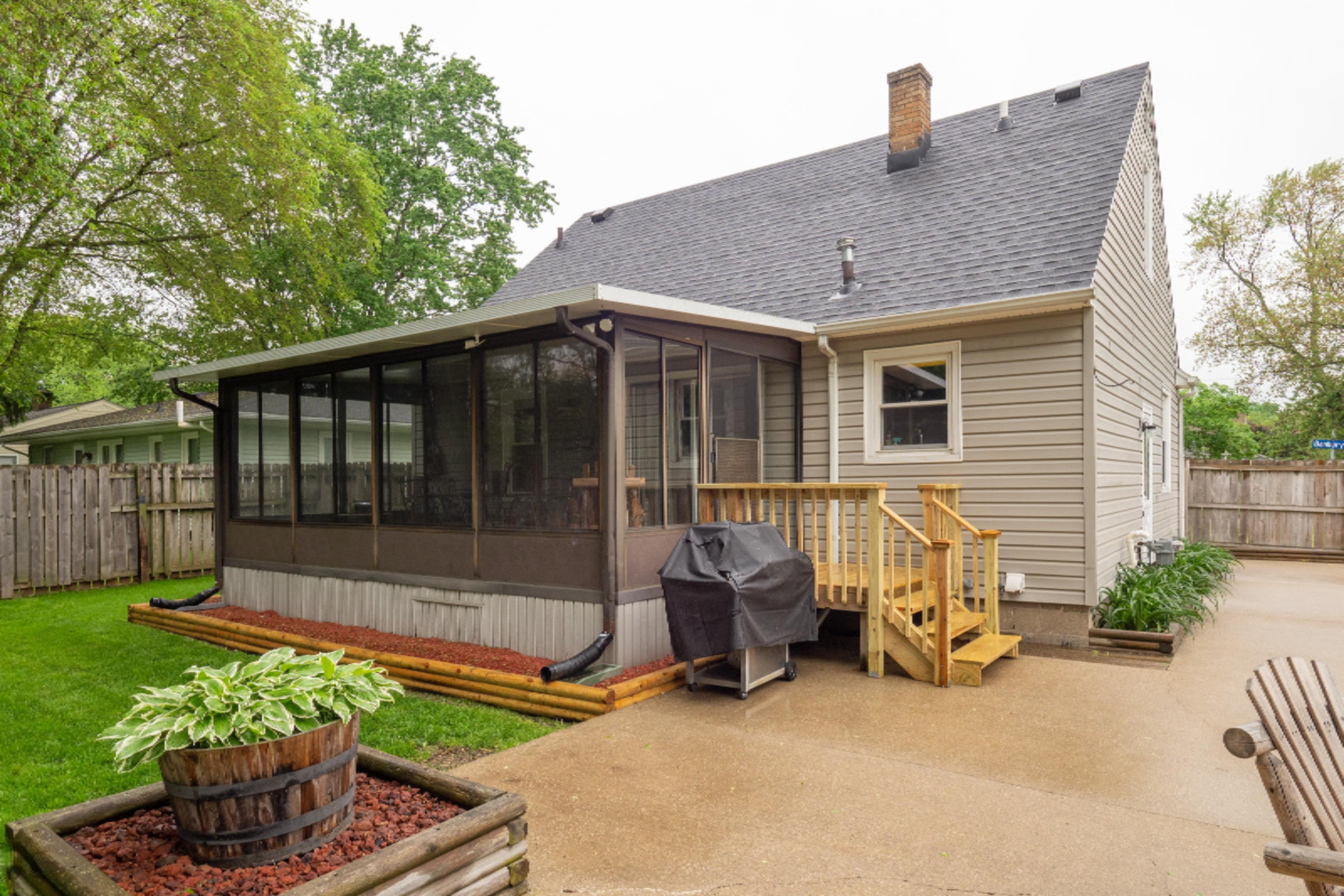 2230 Banbury Road Kalamazoo, MI 49001 - Photo 8 of 9 2230 Banbury-108