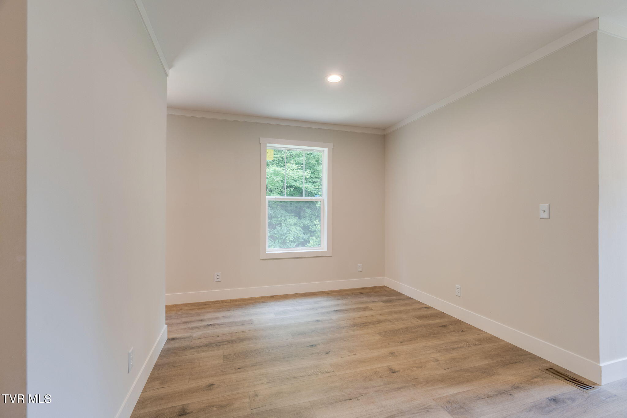 876 Bell Ridge Road Kingsport, TN 37660 - Photo 13 of 30 013