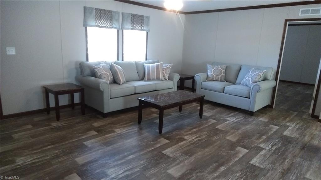 8225 Cherry Grove Road Reidsville, NC 27320 - Photo 9 of 29 Gallery Image 9