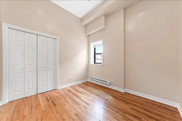 $2,000 | 4255 North Campbell Avenue, Unit 1S, Chicago, IL 60618
