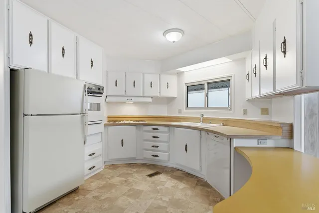 $159,000 | 72 Michael Drive, Petaluma, CA 94954