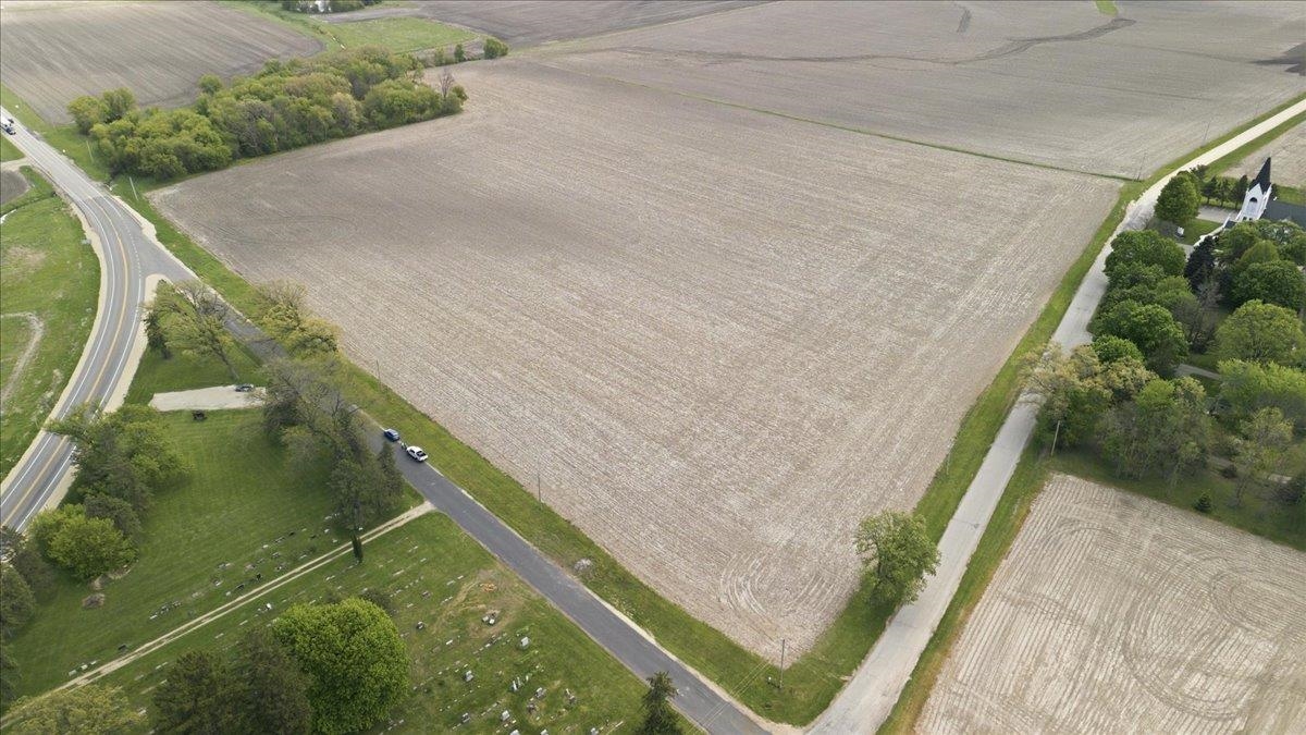 39-xx East State Line Road Poplar Grove, IL 61065 - Photo 17 of 22