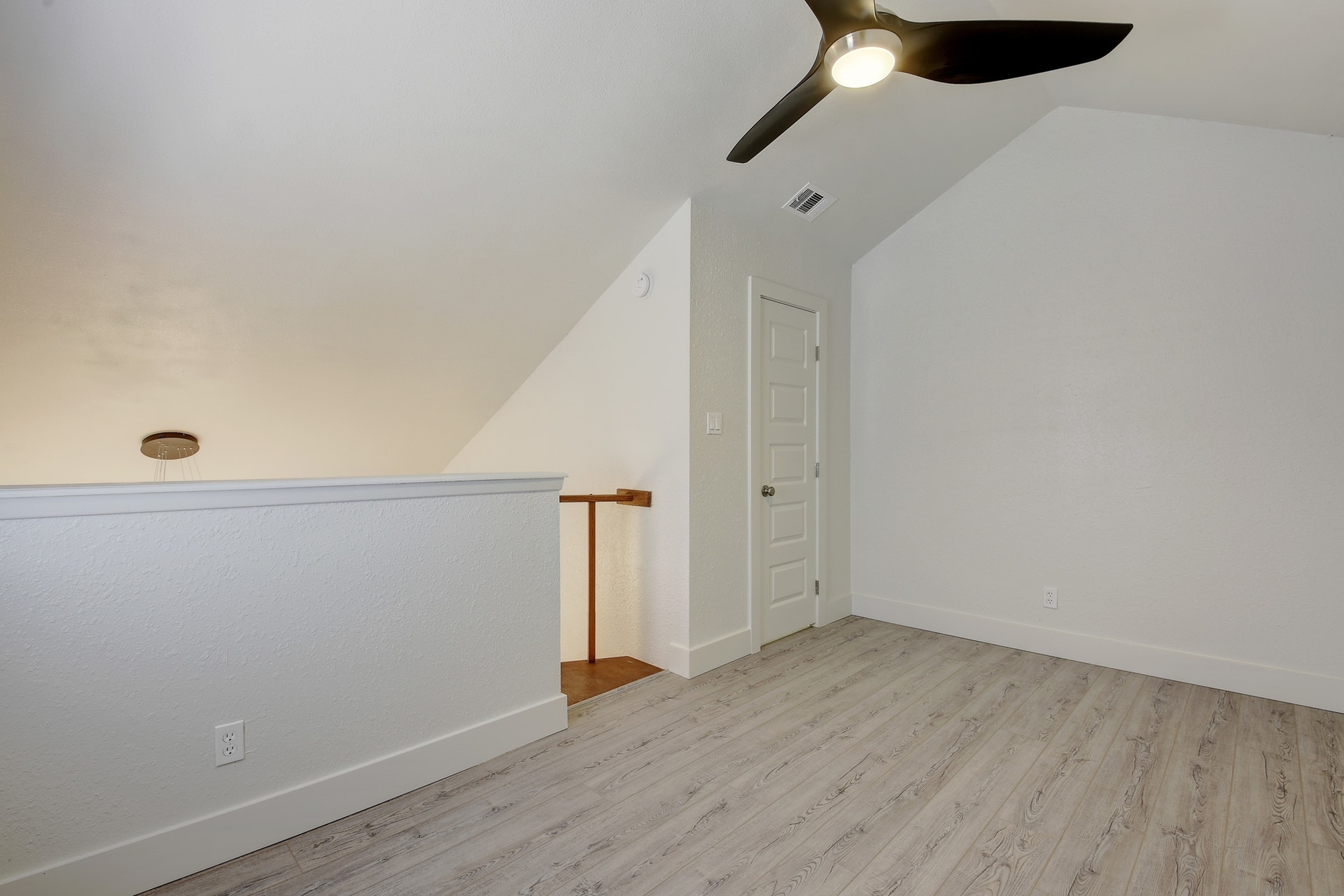 2500 Burleson Road, Unit 719 Austin, TX 78741 - Photo 16 of 22 a view of an empty room