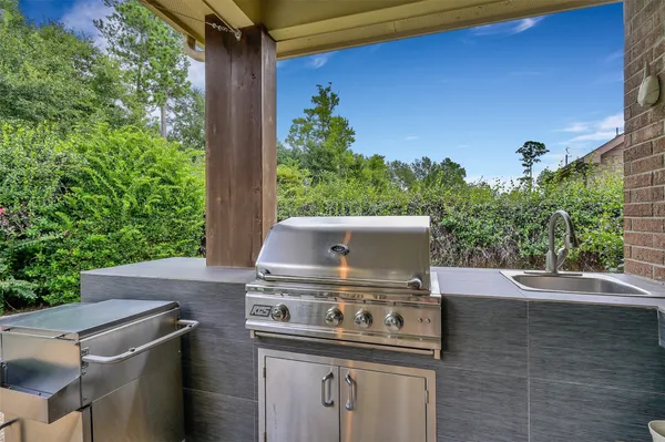 a view of outdoor space with stove