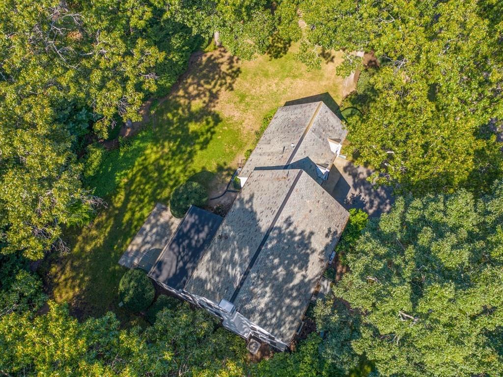 28 Boulder Road Wellesley, MA 02481 - Photo 3 of 21 Gallery Image 3