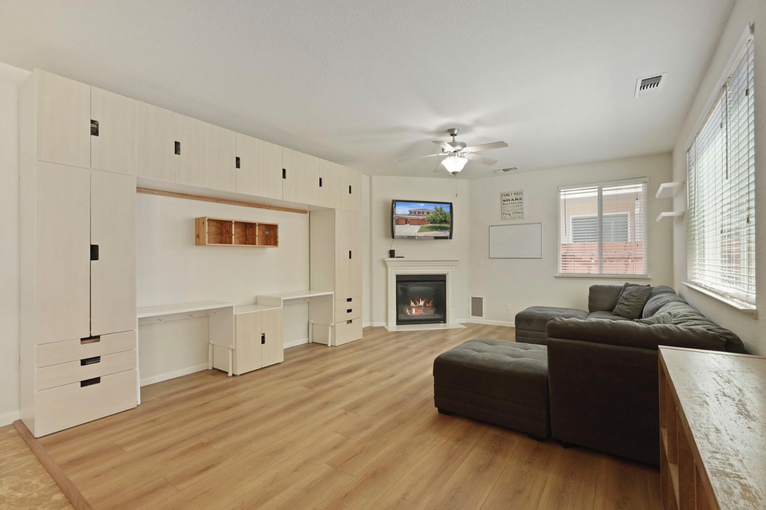 692 Arlene Court Galt, CA 95632 - Photo 6 of 27