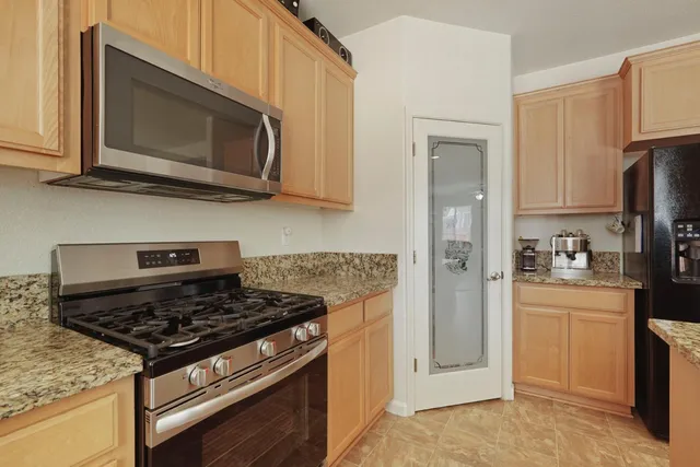 $617,000 | 692 Arlene Court, Galt, CA 95632