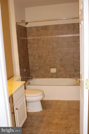 $4,100 | 41833 Bristow Manor Drive, Ashburn, VA 20148