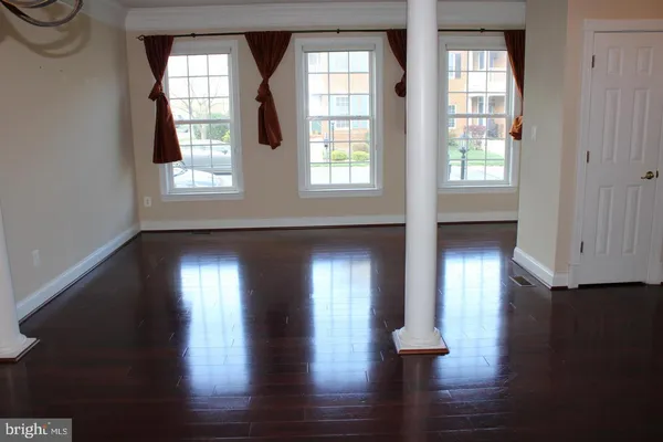 $4,100 | 41833 Bristow Manor Drive, Ashburn, VA 20148