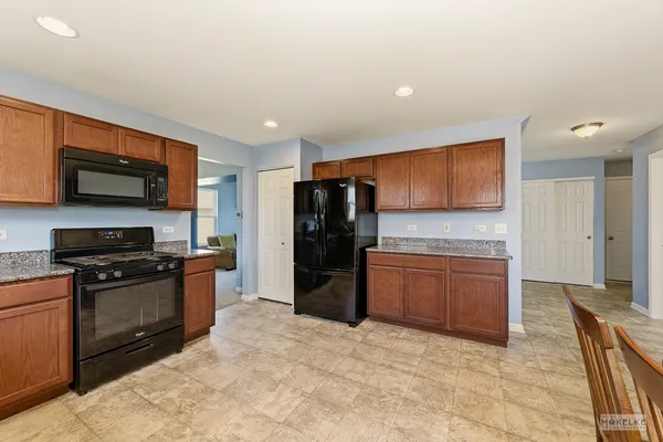 $400,000 | 1811 Flagstone Street, Joliet, IL 60431