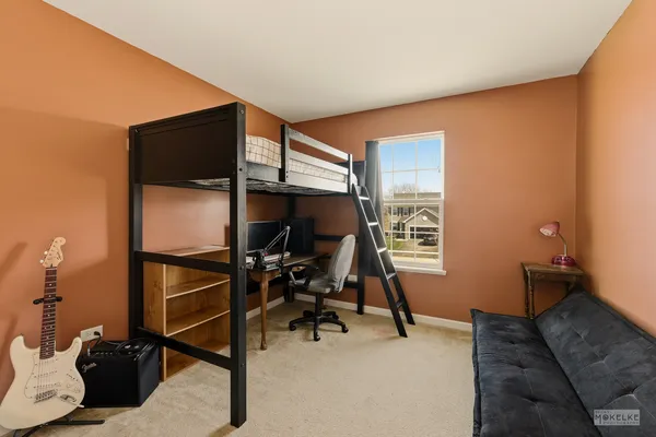 $400,000 | 1811 Flagstone Street, Joliet, IL 60431