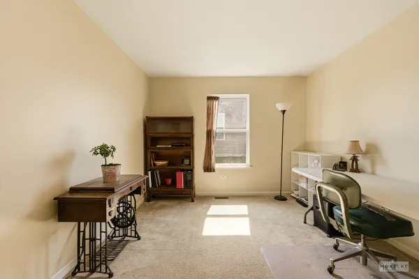 $400,000 | 1811 Flagstone Street, Joliet, IL 60431