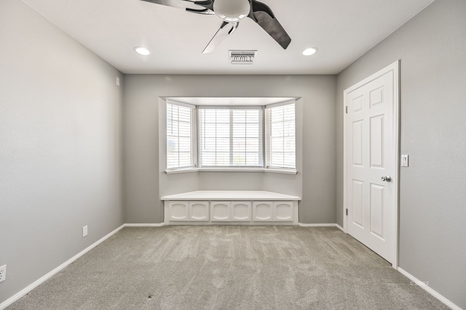 2112 Camino El Canon Ridgecrest, CA 93555 - Photo 12 of 21
