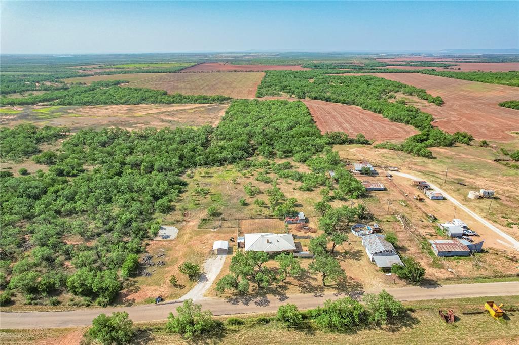 1195 County Road 415 Merkel, TX 79536 - Photo 2 of 40