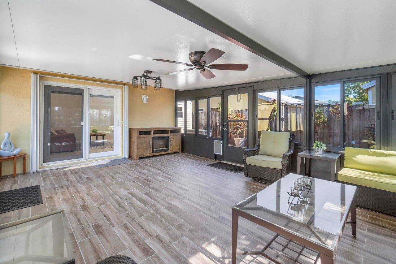 7534 Texas Trail Boca Raton, FL 33487 - Photo 23 of 35 Sun Room 3