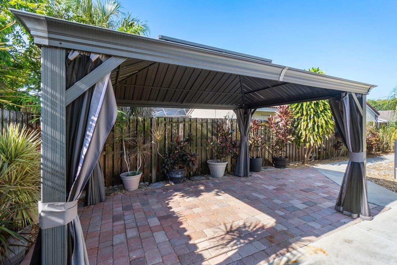 7534 Texas Trail Boca Raton, FL 33487 - Photo 29 of 35 Gazebo