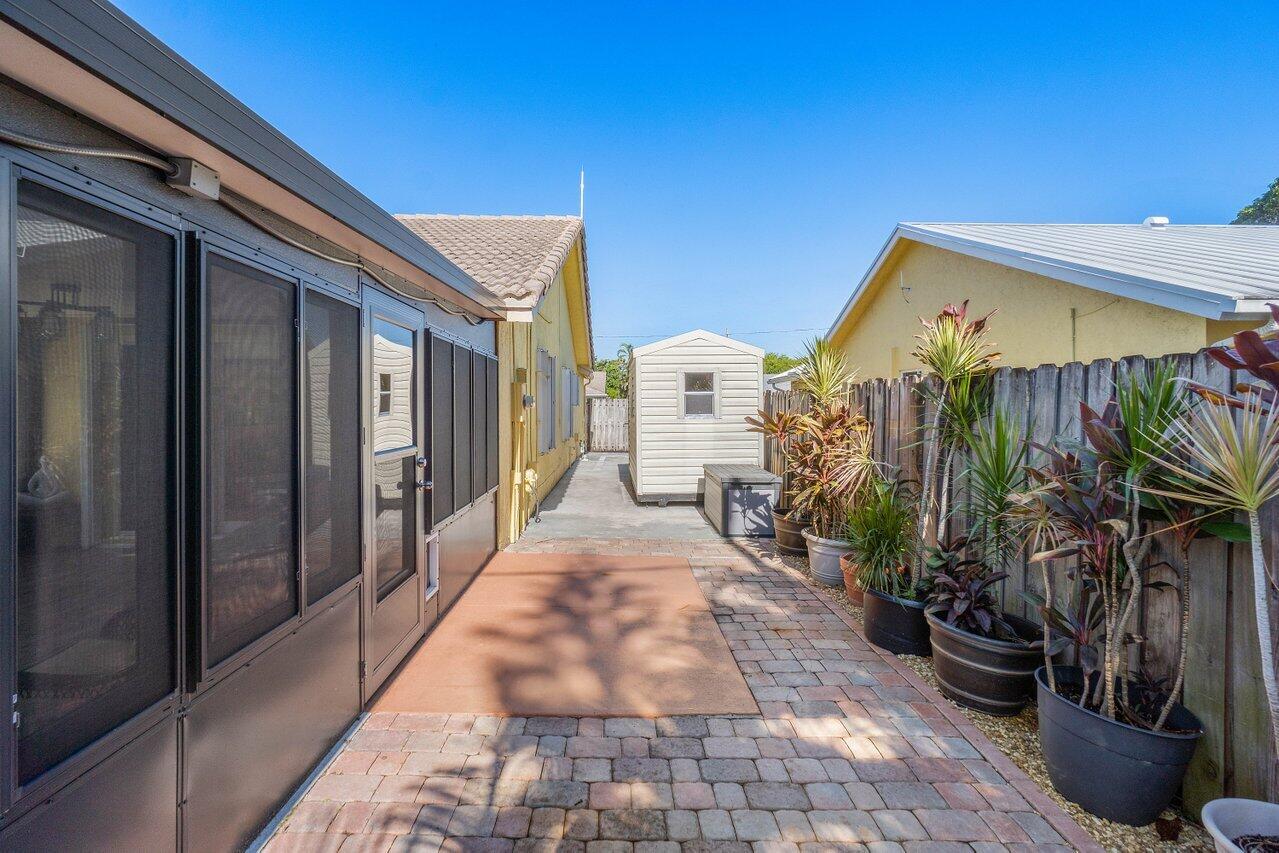 7534 Texas Trail Boca Raton, FL 33487 - Photo 34 of 35 Extra Workshop Shed 2