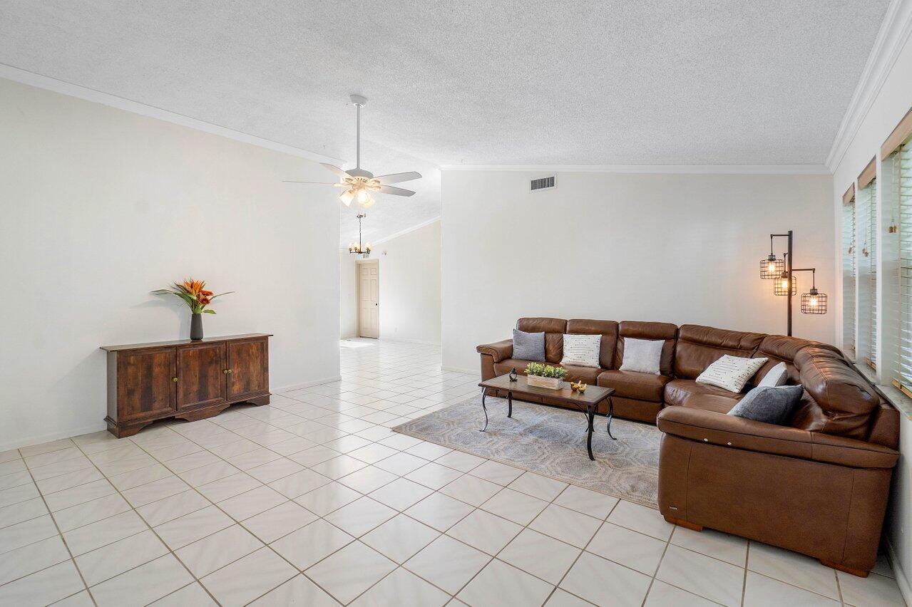 7534 Texas Trail Boca Raton, FL 33487 - Photo 9 of 35 Living Room 1