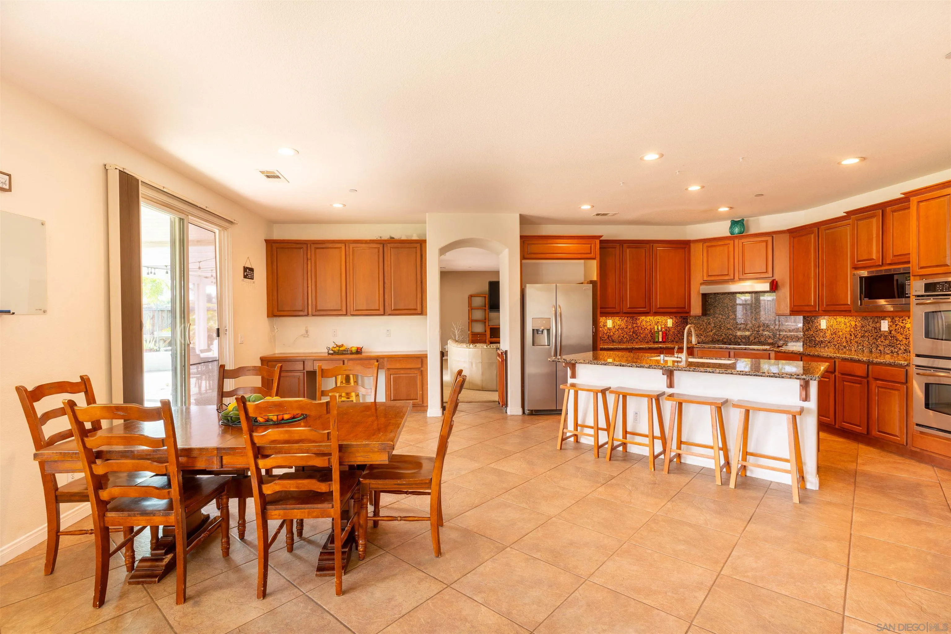 2352 Clearcrest Lane Fallbrook, CA 92028 - Photo 9 of 33 a view of a dining room with furniture