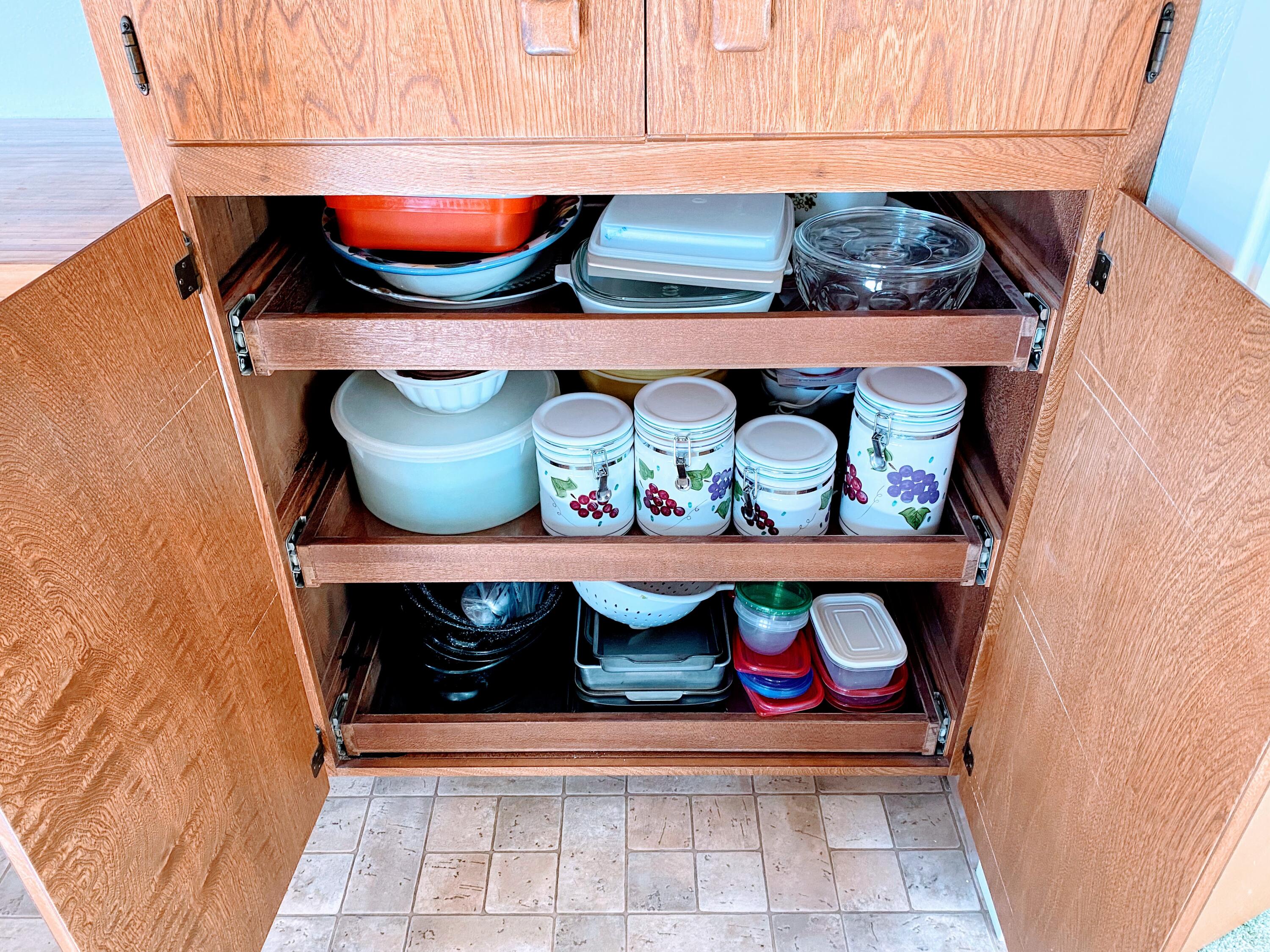 3544 Spring Street Eureka, CA 95503 - Photo 15 of 51 Custom Cabinets1