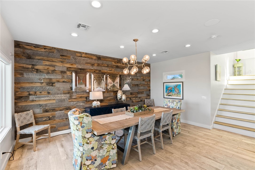 124 Channelview Road Rockport, TX 78382 - Photo 16 of 40