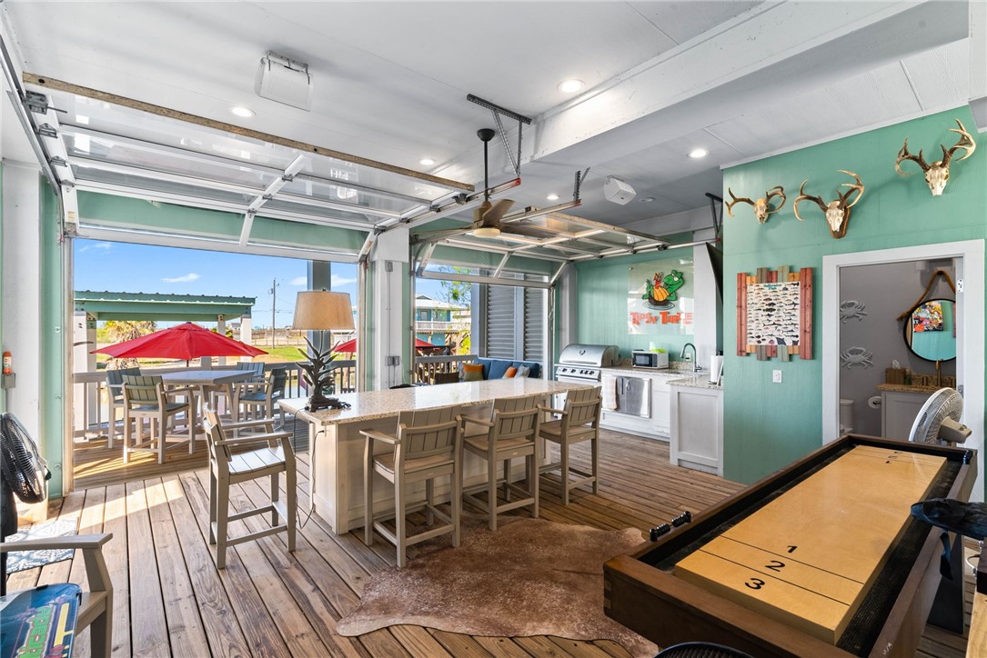 124 Channelview Road Rockport, TX 78382 - Photo 29 of 40