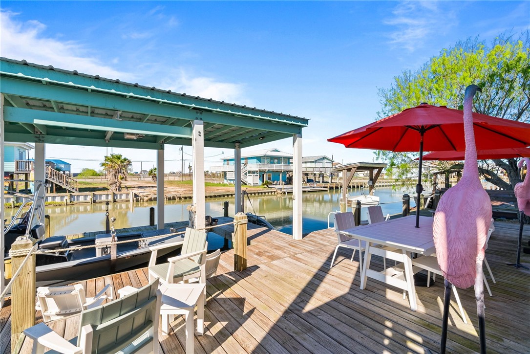 124 Channelview Road Rockport, TX 78382 - Photo 32 of 40