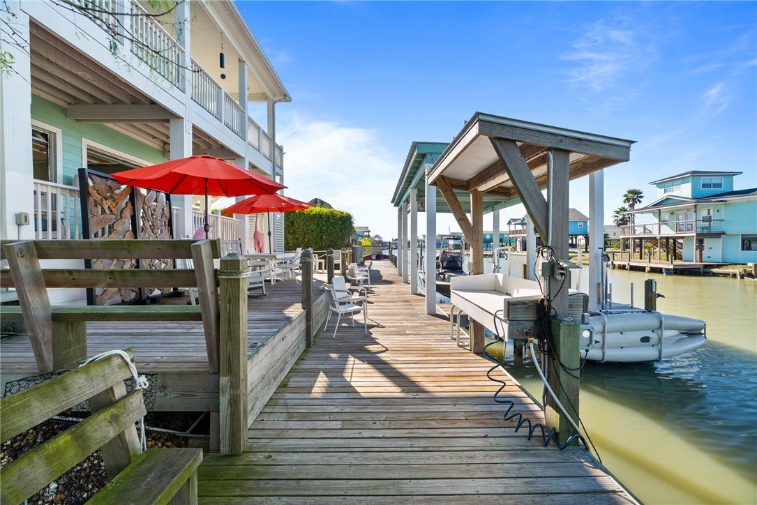 124 Channelview Road Rockport, TX 78382 - Photo 34 of 40