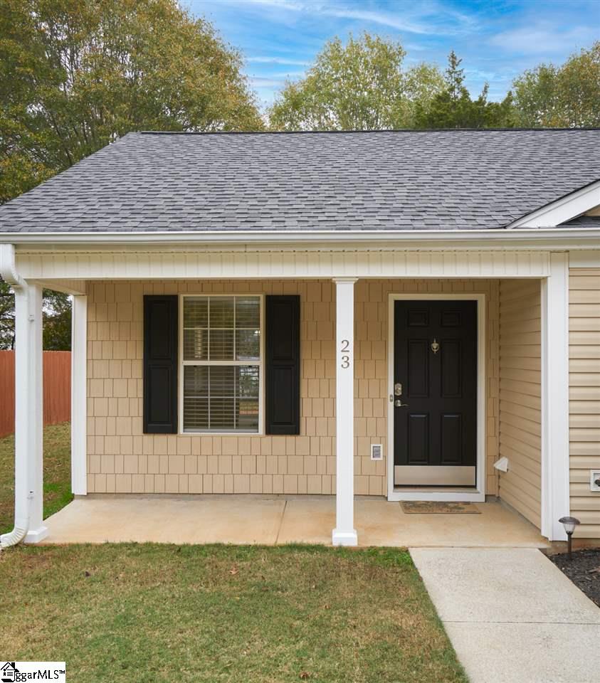 23 Hawkesbury Road Simpsonville, SC 29681 - Photo 3 of 24 Gallery Image 3