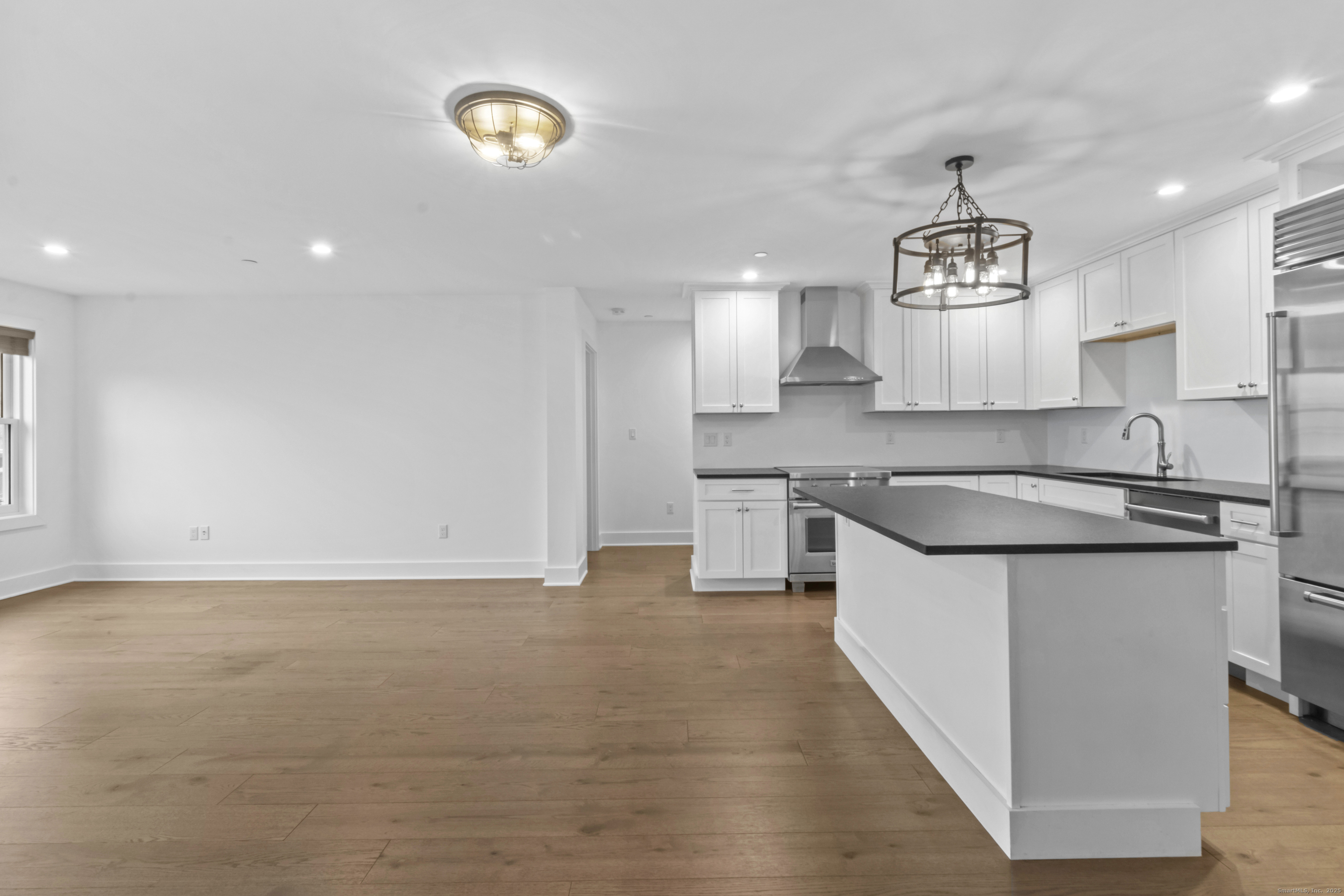 3 Water Street, Unit 305 Groton, CT 06355 - Photo 3 of 20