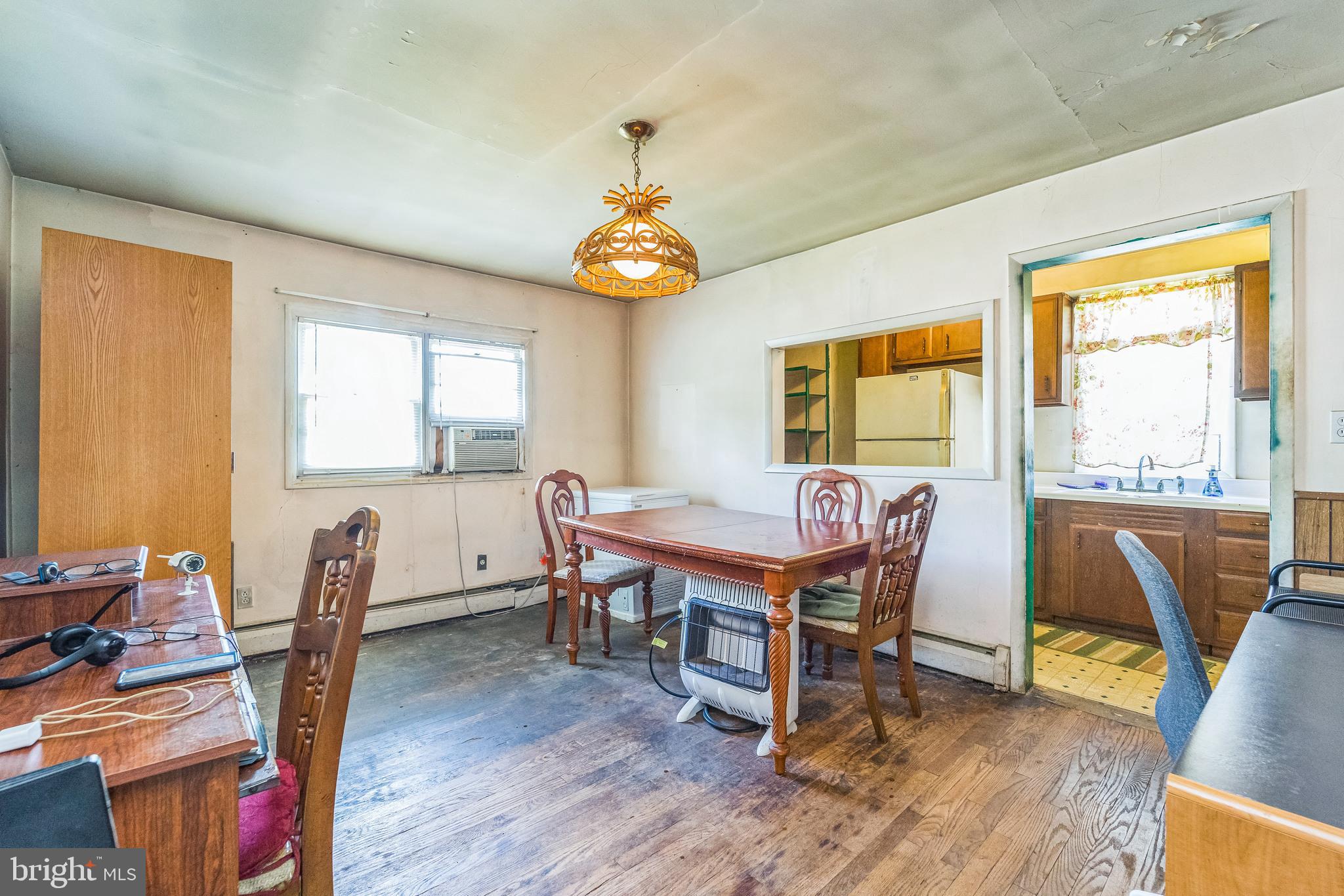 7701 Emerson Road Hyattsville, MD 20784 - Photo 9 of 30 Gallery Image 9