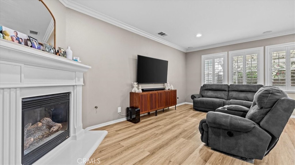 8079 Gulfstream Street Chino, CA 91708 - Photo 7 of 44