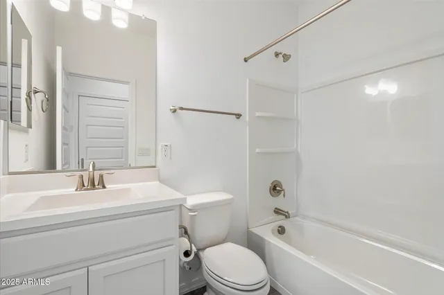 $1,995 | 25101 North 141st Avenue, Surprise, AZ 85387