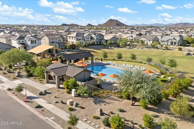 $1,995 | 25101 North 141st Avenue, Surprise, AZ 85387