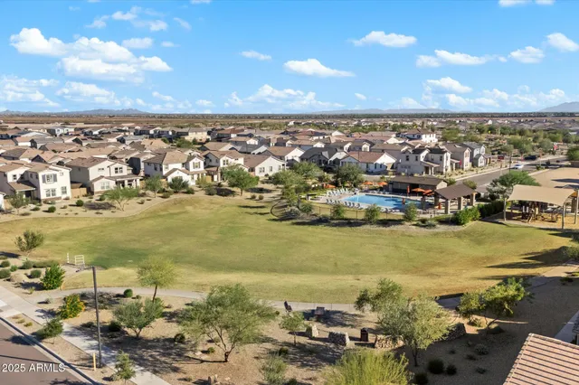 $1,995 | 25101 North 141st Avenue, Surprise, AZ 85387