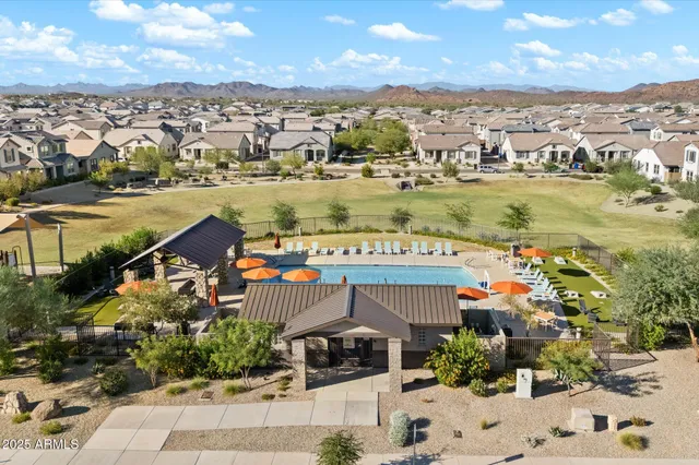 $1,995 | 25101 North 141st Avenue, Surprise, AZ 85387