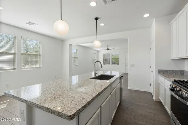 $1,995 | 25101 North 141st Avenue, Surprise, AZ 85387