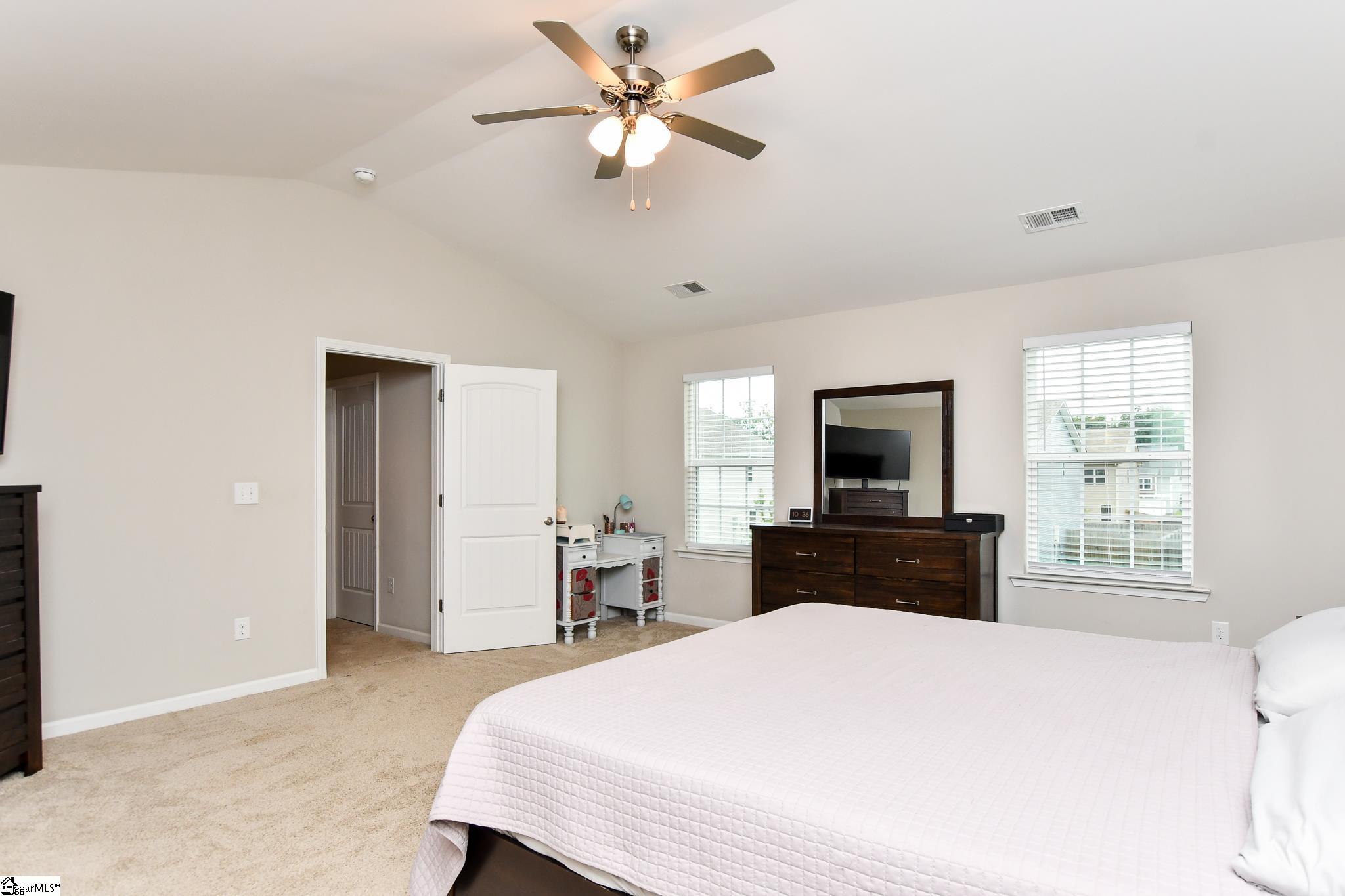 812 Camberwell Road Simpsonville, SC 29680 - Photo 18 of 32