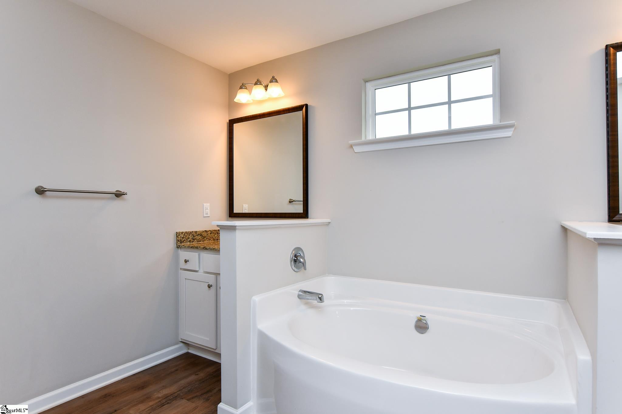812 Camberwell Road Simpsonville, SC 29680 - Photo 20 of 32