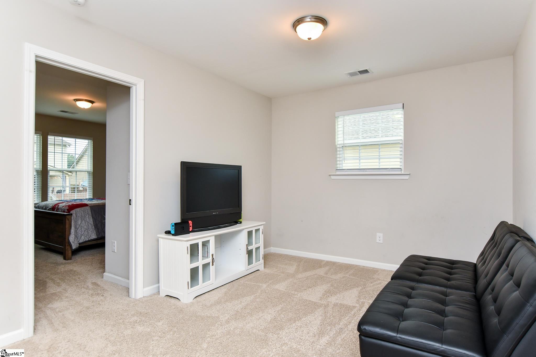 812 Camberwell Road Simpsonville, SC 29680 - Photo 27 of 32