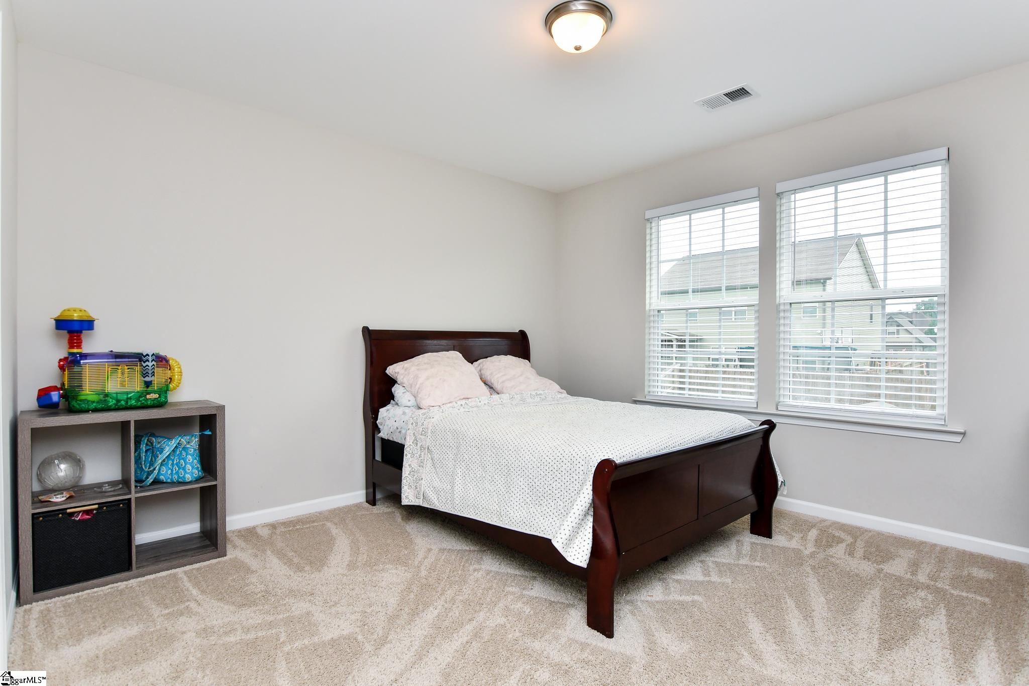 812 Camberwell Road Simpsonville, SC 29680 - Photo 29 of 32