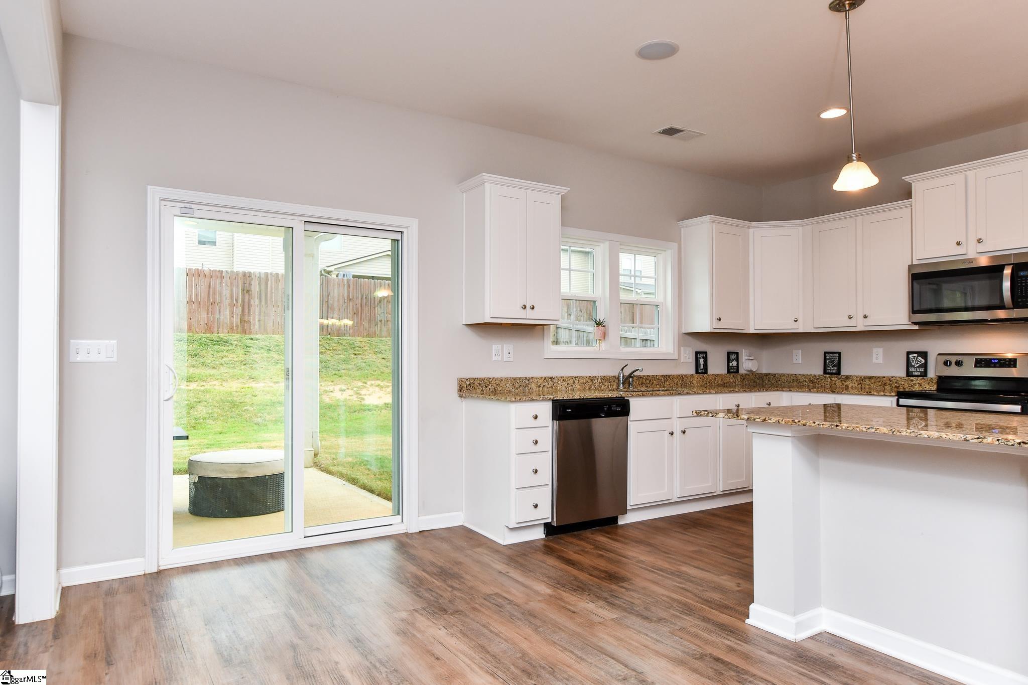 812 Camberwell Road Simpsonville, SC 29680 - Photo 7 of 32