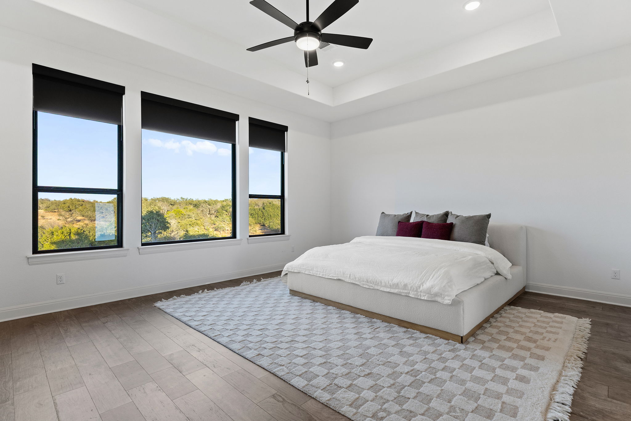 439 Wellborn Road Liberty Hill, TX 78642 - Photo 17 of 40 Large primary suite