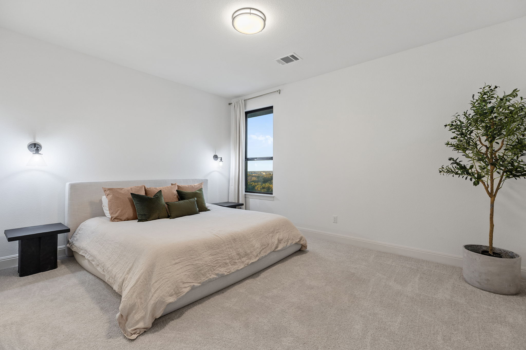 439 Wellborn Road Liberty Hill, TX 78642 - Photo 25 of 40 Secondary bedroom with attached bathroom