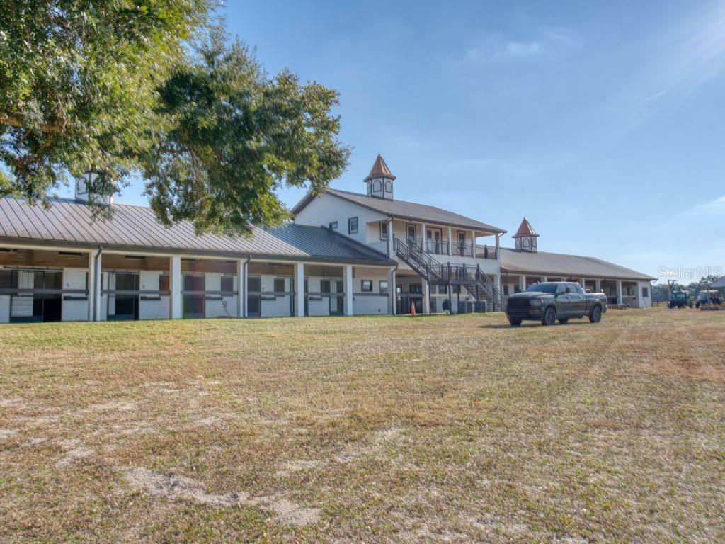 1345 Northeast 155th Place Citra, FL 32113 - Photo 28 of 82 a house with a outdoor space